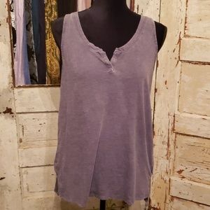 Universal Thread t-shirt